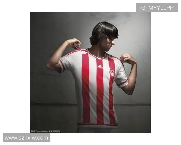 足球明星代言图片素材精选助力品牌宣传与市场推广的完美选择